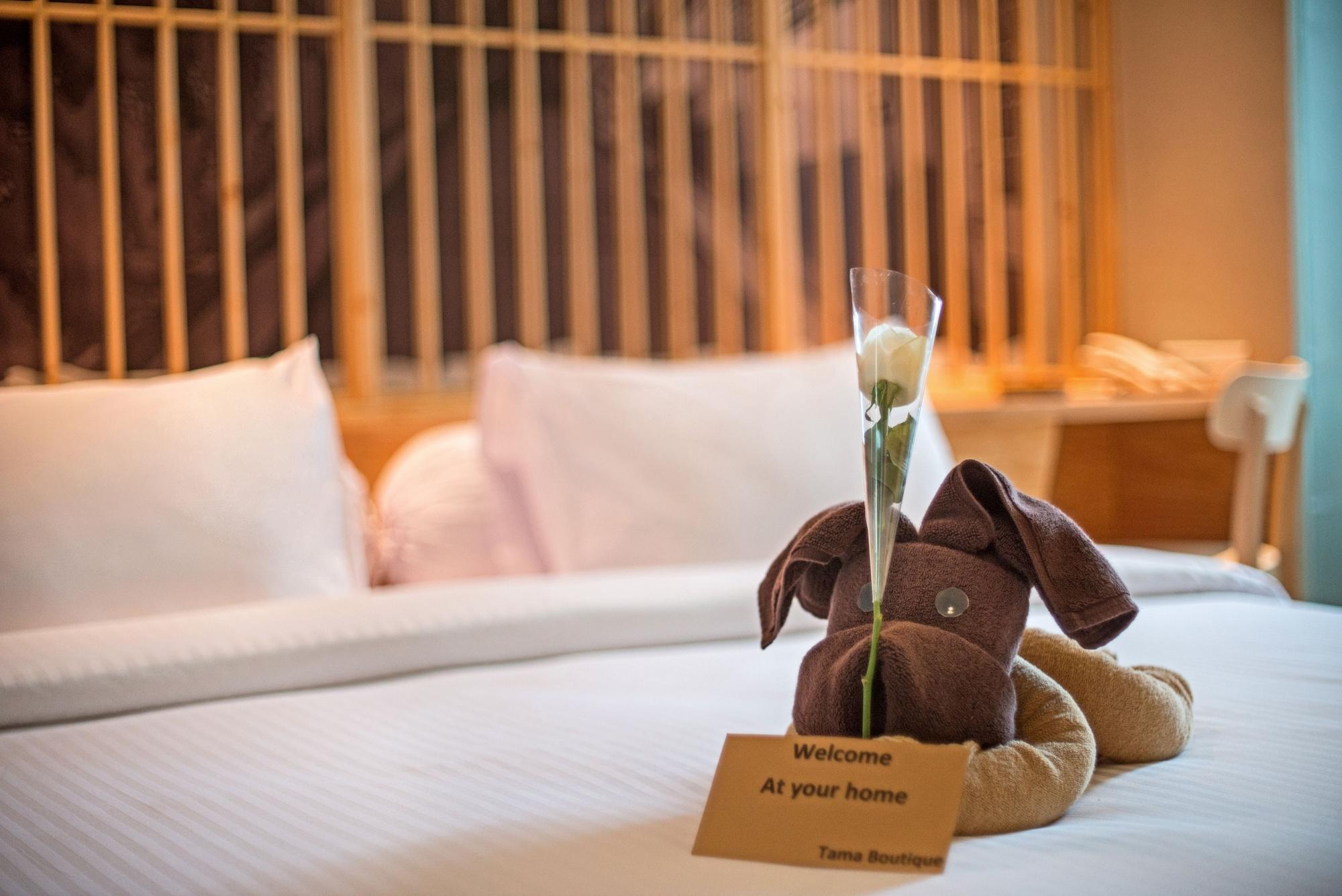 Tama Boutique Hotel Bandung Extérieur photo