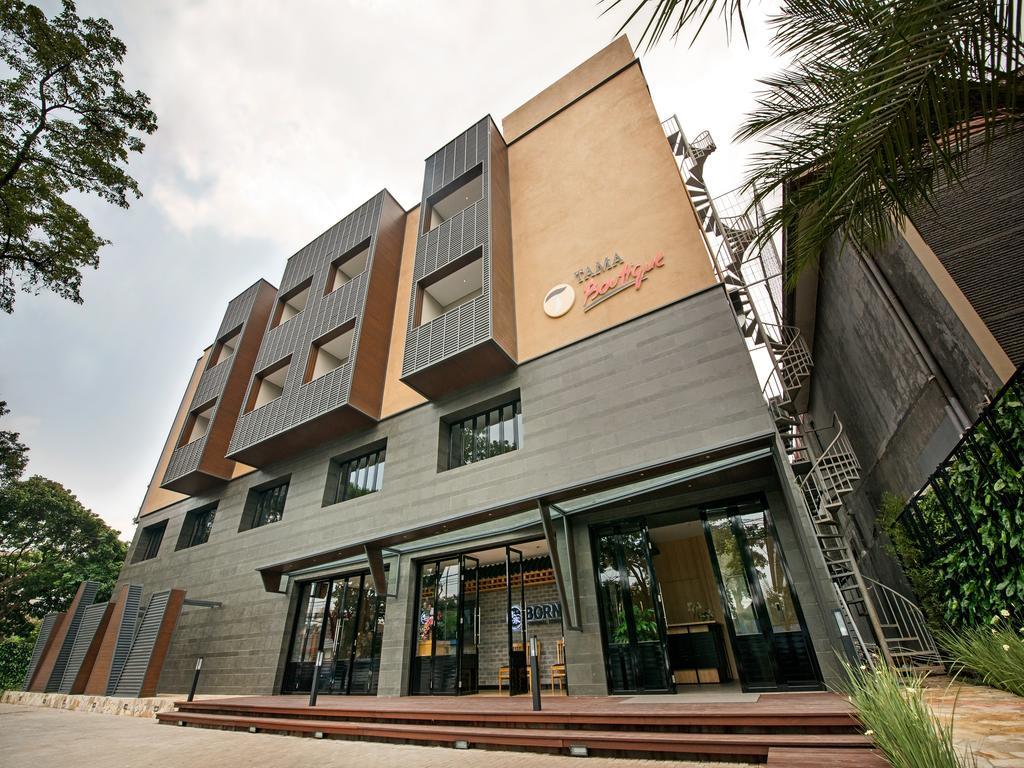 Tama Boutique Hotel Bandung Extérieur photo